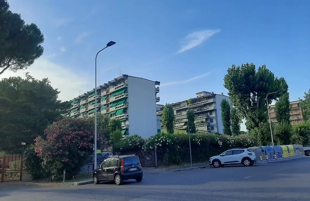 Modern Apartment With Free Parking, Balcony And Very Easy City Access-1